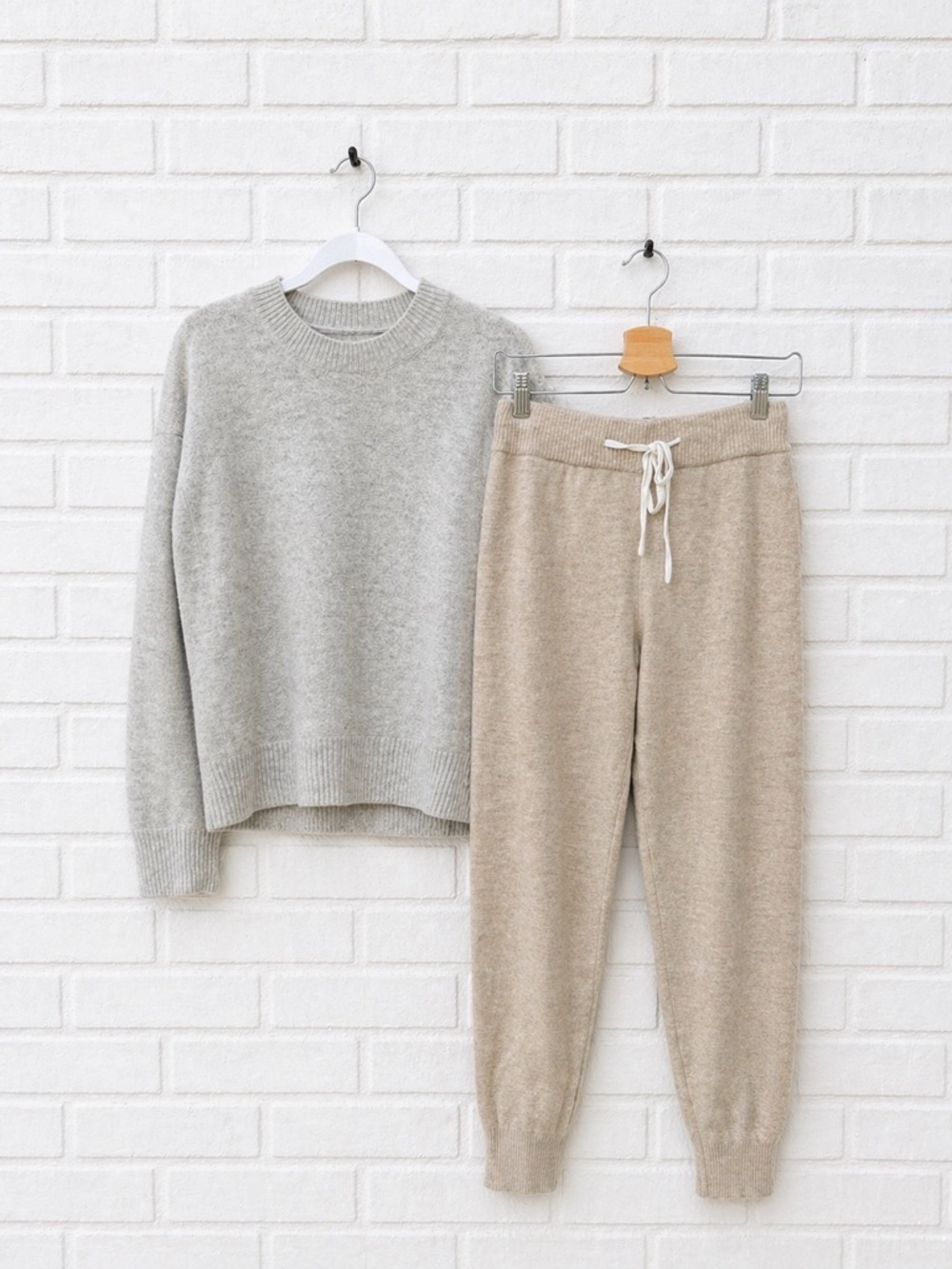 SummerSalt Matching Set The Coziest
Cashmere Blend Merino Wool sweater joggers